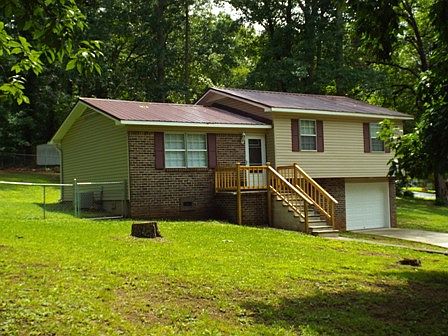 4th image of 3990 Lynncrest Dr NE