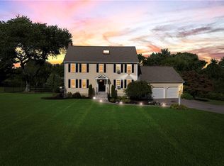 10 Farm Hill Rd, Wrentham, MA 02093