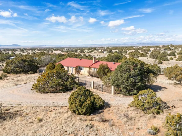 42 Coyote Xing, Santa Fe, NM 87508