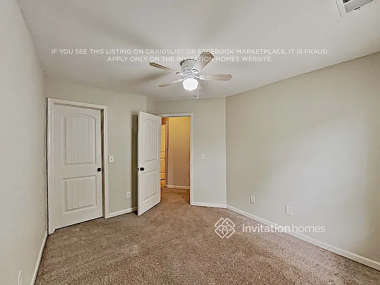 408 Sheila Way — Photo 14