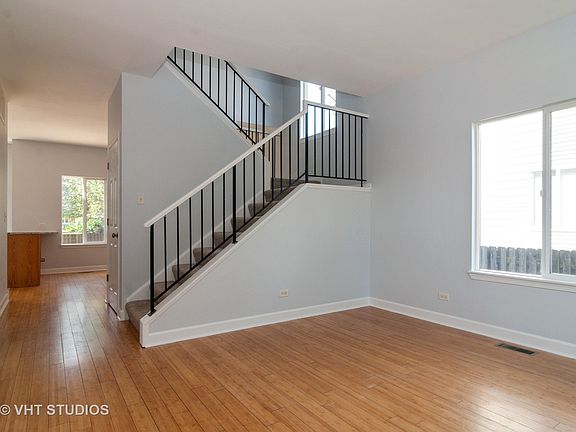 3rd image of 2253 Margaret Dr