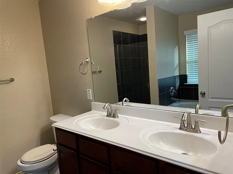 9320 Jerico Dr — Photo 14