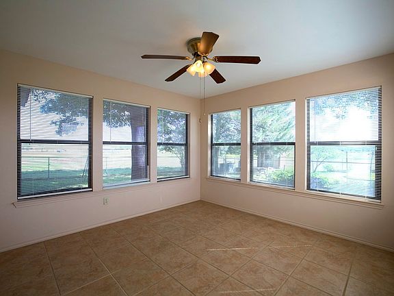 4th image of 8881 Rust Rd