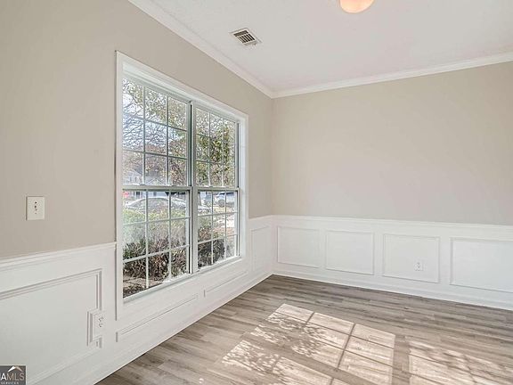 4th image of 2236 Tullamore Cir