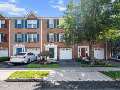 17 New Castle Street, Farmingdale, NJ, 07727