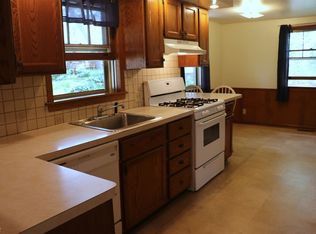 1340 Ballard St SE, Grand Rapids, MI 49507