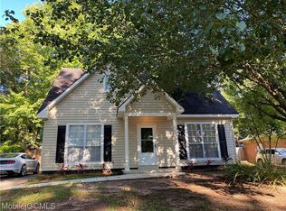 123 Appomatox Dr, Daphne, AL 36526