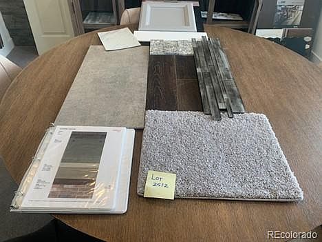 2nd image of 28019 E Clifton Pl