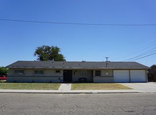 3624 Allan St, Selma, CA 93662