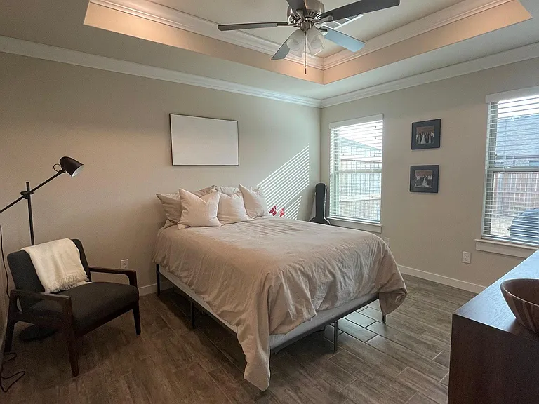 450 Red Robin St — Photo 17