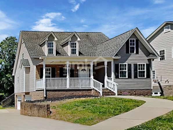 224 Brooks Edge Dr