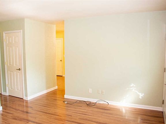 4th image of 1721 Lynnwood St