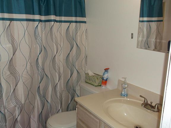5th image of 1118 Knollwood Dr