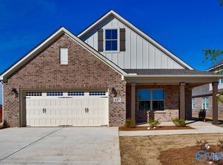 137 Keller Dr, Hazel Green, AL 35750