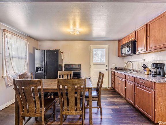 3rd image of 1510 S Knox Court
