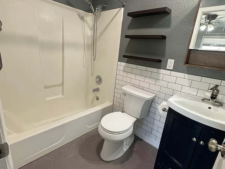 4045 Sunrise Ct — Photo 22