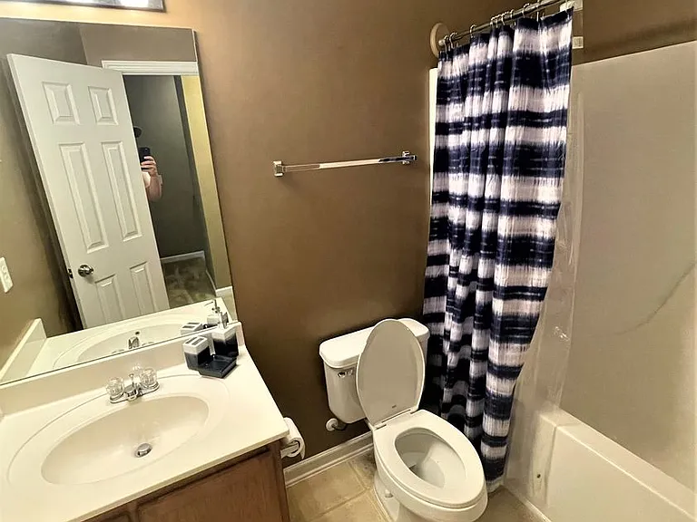 3164 Prater Ct — Photo 16