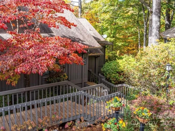 82 Racquet Club Villas Dr #7C, Sapphire, NC 28774