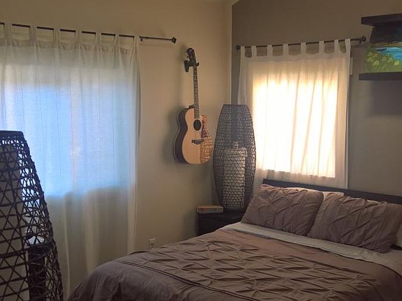 3rd image of 3091 A St