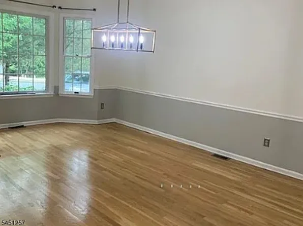 3 Wilson Ln, Monmouth Junction, NJ 08852