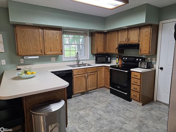 5th image of 2505 Delaware Dr