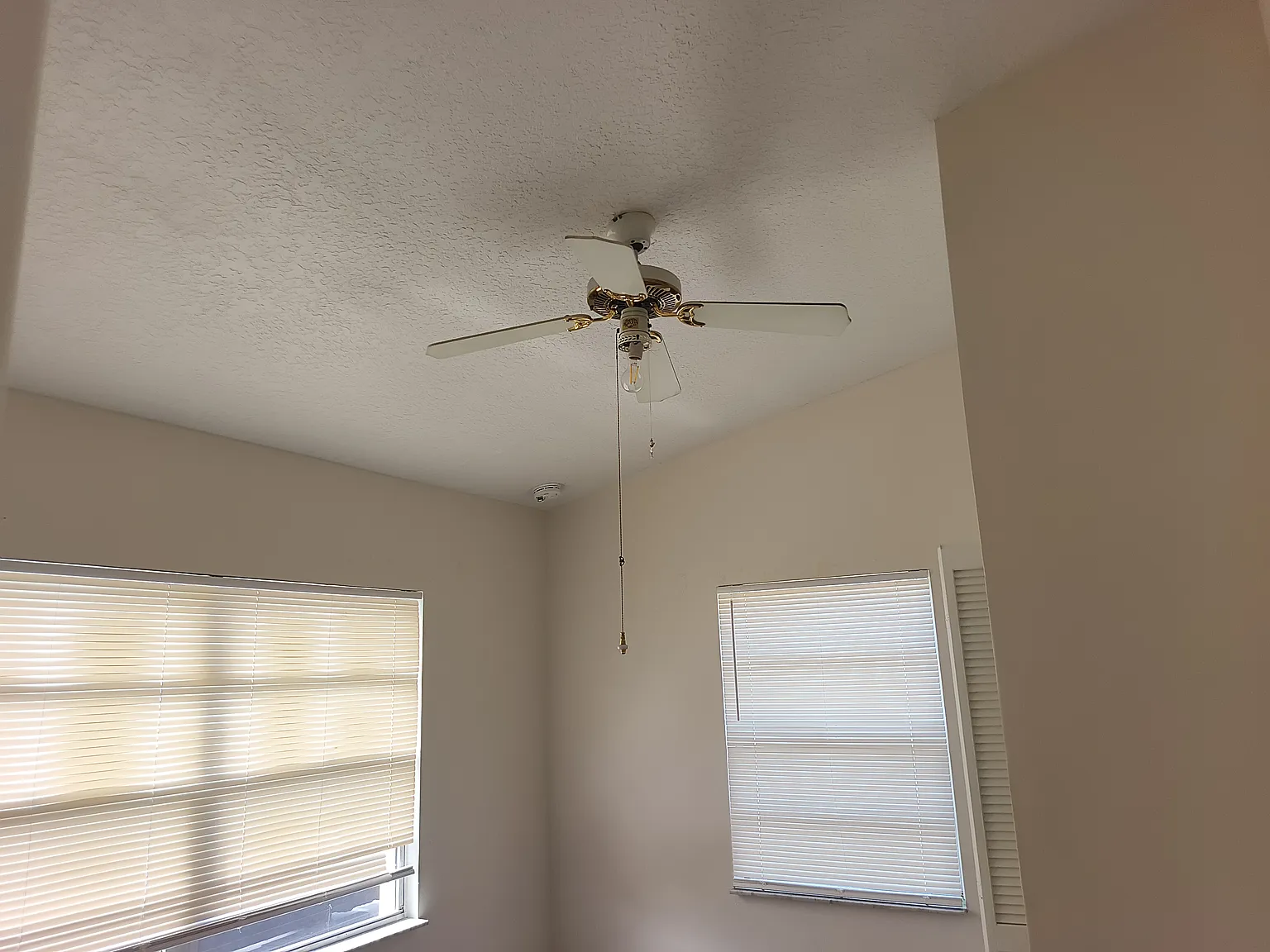 3 bed, 1582 sqft, $2,200 — Photo 4