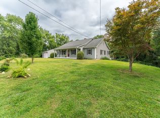 80 Lovers Ln, Plainfield, CT 06374