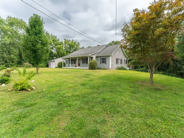 80 Lovers Lane, Plainfield, CT 06374