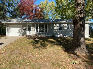 13126 Sycamore Ave, Grandview, MO 64030