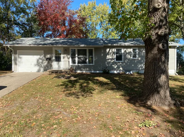 13126 Sycamore Ave, Grandview, MO 64030