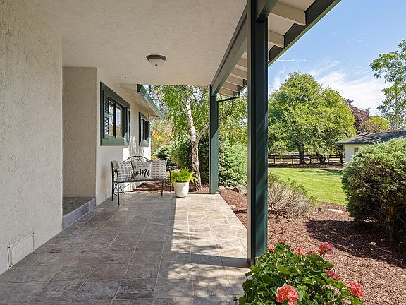 5th image of 1558 Olivet Road