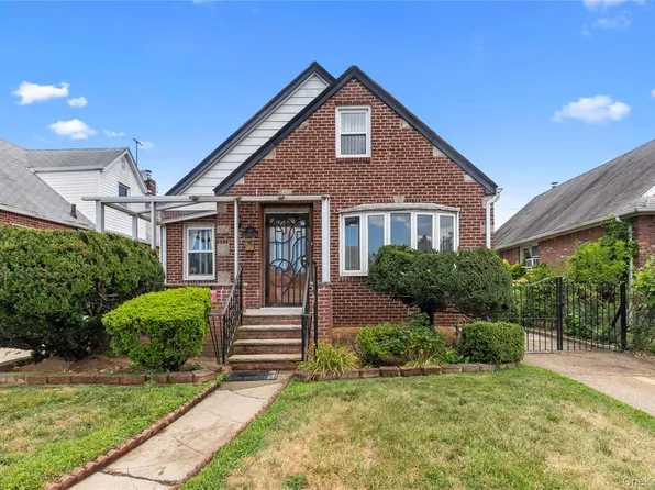 48 Wellington Road, Elmont, NY 11003