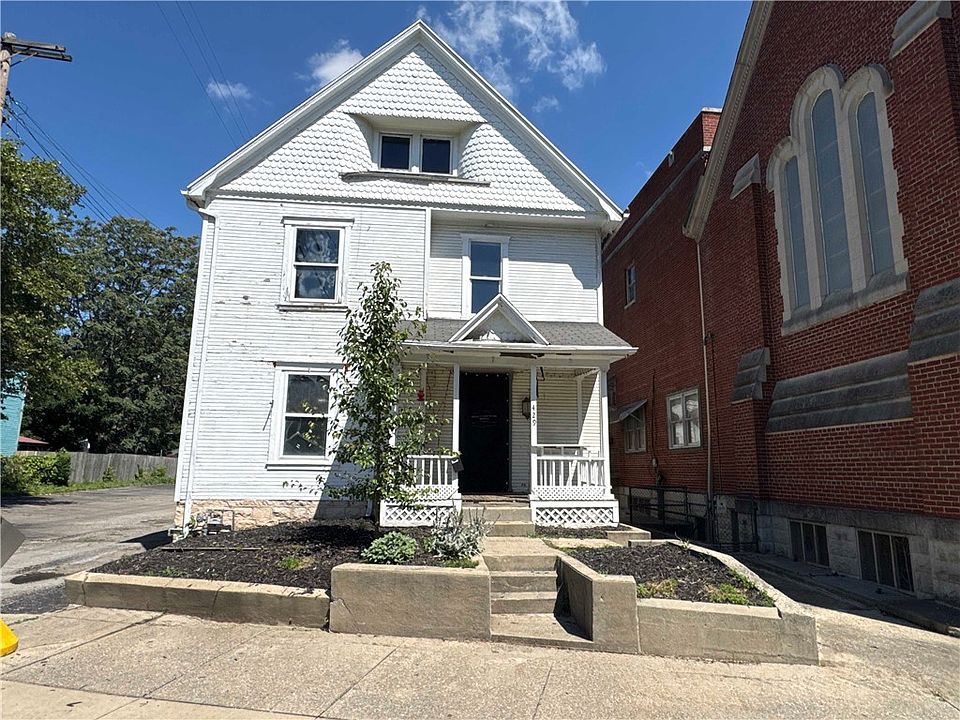 1st image of 429 Oak St