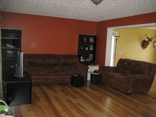 5th image of 8814 Beryl Ln