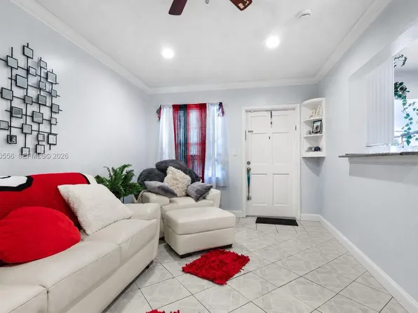 2219 Polk St APT 5A, Hollywood, FL 33020