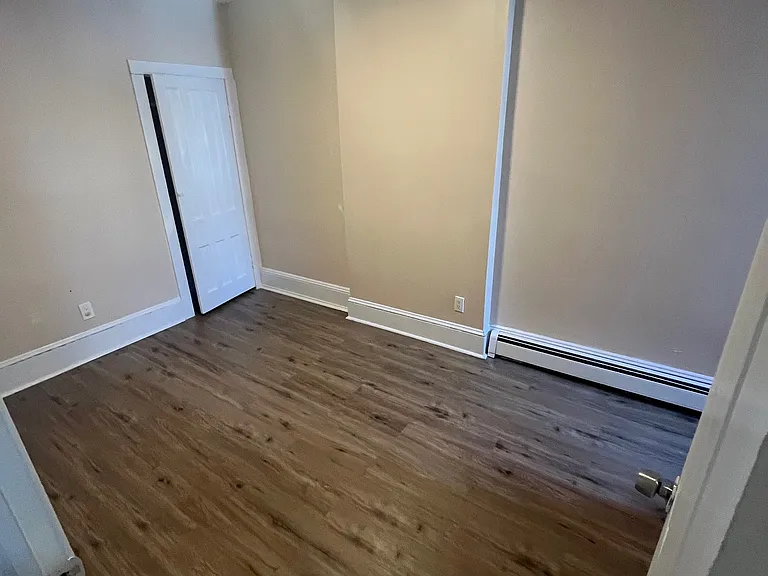 45 Mechanics Ave — Photo 8