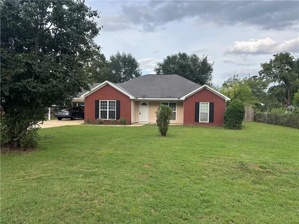 1905 Harbuck Dr, Phenix City, AL 36870