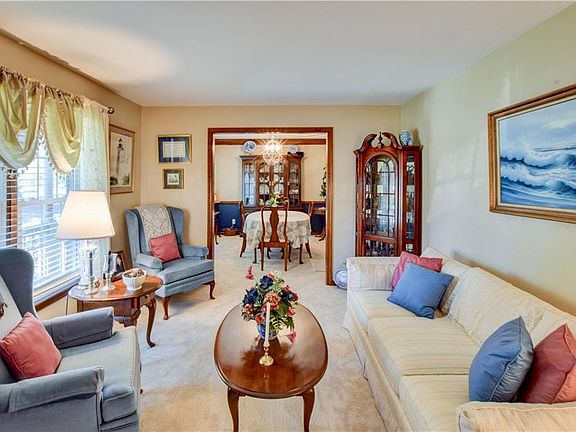 4th image of 1305 Forest Point Dr