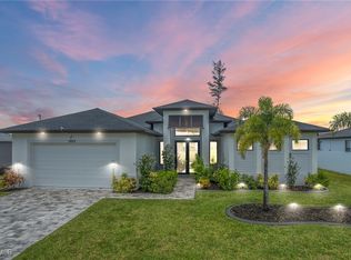 1923 SW 8th Ct, Cape Coral, FL 33991