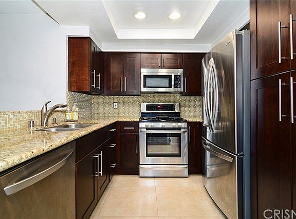 5th image of 21500 Califa St Unit 89
