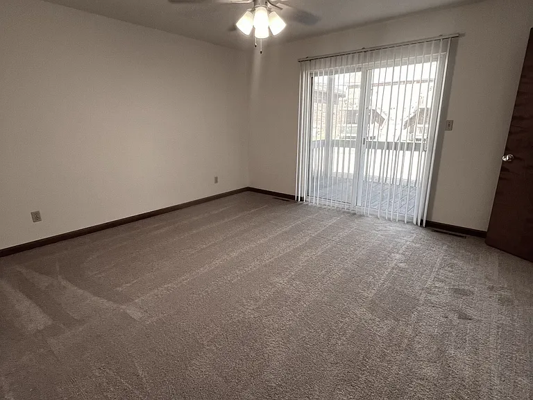 5322 Indiana St #4 — Photo 7