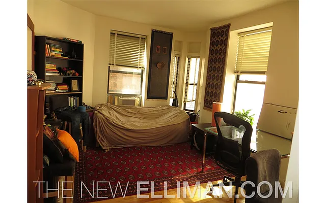 Rented by Douglas Elliman | media 5