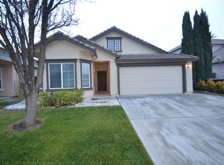 8671 Raymus St, Elk Grove, CA 95758