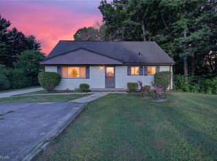 16245 Bennett Rd, North Royalton, OH 44133