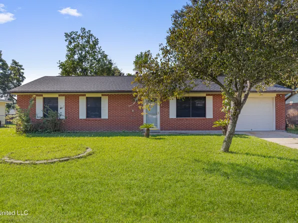 15901 Belmont Dr, Biloxi, MS 39532