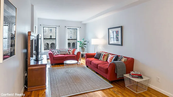 Sold by Garfield Realty  | media 12