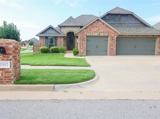 11612 SW 20th St, Yukon, OK 73099