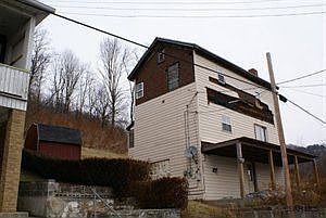 3rd image of 723 Mountain Ave