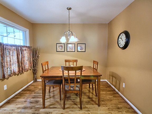 3rd image of 7274 Green Meadow Ln #3