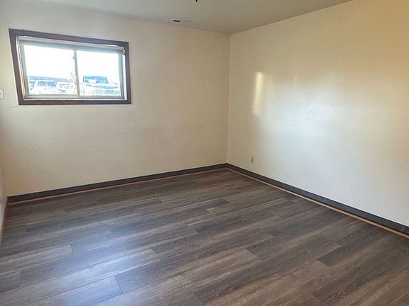 3rd image of 3020 Park Lane Dr #7